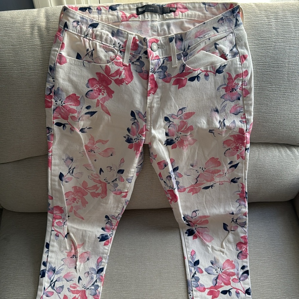 Levi flower skinny pants